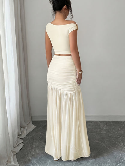 Elegant 2pcs Set for Women, Featuring a Strappy Crop Top and a Slit Maxi Skirt with Metallic Embellishments. The Slim-fit Design Is Perfect for High-end Occasions Such as Dates, Evening Parties, Gatherings, and Vacations